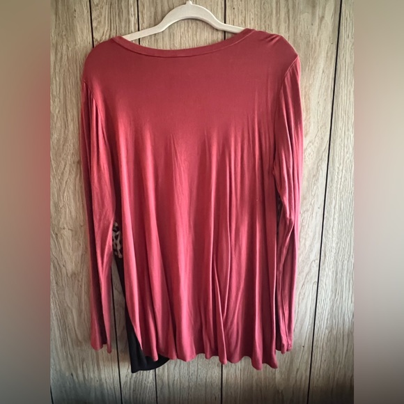 Coral, black, and leopard print knot top - Picture 3 of 3